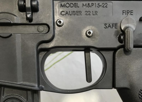 Se ofrece un magnifico Smith &Wesson MP 15 Performance Center cal 22Lr como nuevo muy poco uso. ( 11