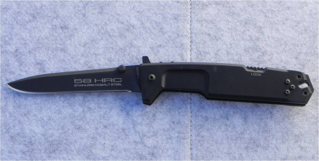 Hola, vendo Extrema Ratio Nemesis, nunca afilada ni usada,no tengo la caja, original, nada de copia china.
Pongo 02