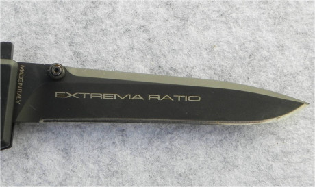Hola, vendo Extrema Ratio Nemesis, nunca afilada ni usada,no tengo la caja, original, nada de copia china.
Pongo 10