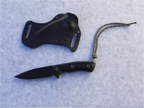 Hola, vendo este cuchillo artesanal de la casa JD, en acero al carbono 52100, casi sin uso, incluyo funda 10