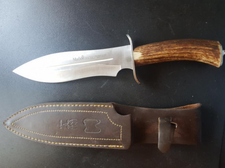 Pues eso... estoy buscando un Muela Lancero, en cualquiera de las dos versiones de mango.... no importa 51
