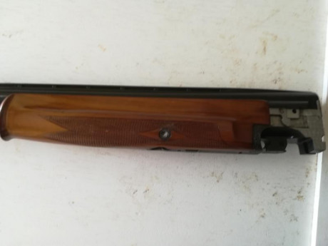 Vendo escopeta FN Browning, 12-70 modelo B25 con toda la bascula grabada. Ajustada a mano.
Precio: 599,00€, 21