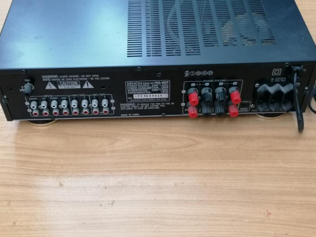 Amplificador denon, jamas reparado, totalmente funcional y en perfecto estado, incluye cable con jack. 02