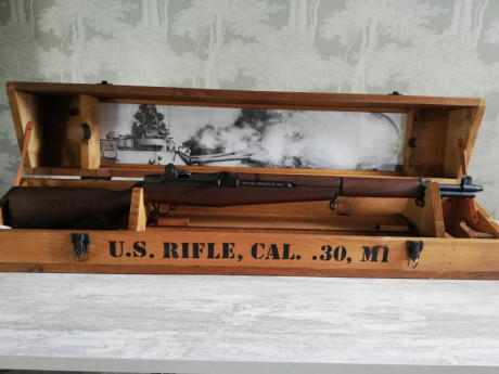 Vendo M1 GARAND edición especial, conmemorativo de la batala de IWO JIMA.
El rifle y sus accesorios están 72