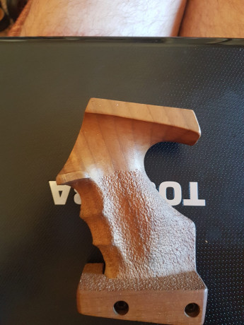 VENDIDA

Vendo cacha Morini para las walther gsp/gsp expert  de zurdo como nueva.
pido la mitad que vale 01
