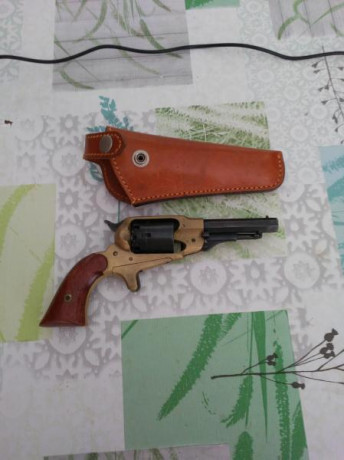 Hola:

Vendo un Remington Pocket en cal .31 fabricado por ASM (Army San Marco).

El revolver esta en buen 41