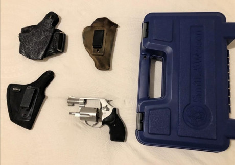Revólver Smith & Wesson M637 "Airweight" con cañón de 2" y calibre .38 SP. Revólver 02