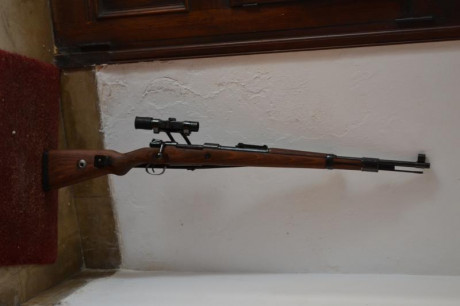 K98 original remontado con bases y montura réplica del visor zf4.
Cañon en muy buen estado
Piezas con 02