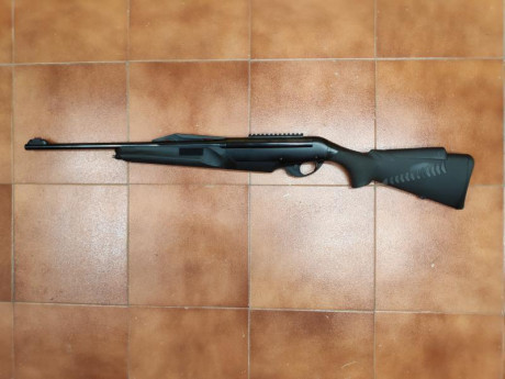 Vendo rifle calibre 300 benelli Argo sintético con culata confortech y regalo carril picattiny para monturas 00