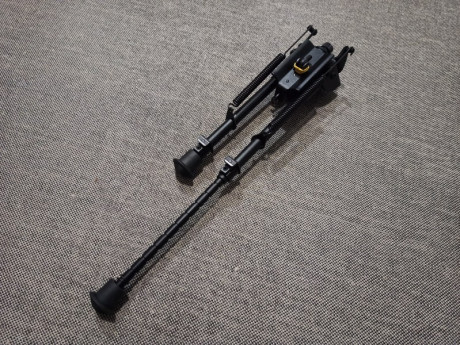 Tengo este bípode al que no le doy ningún uso. Está totalmente nuevo. Es un bípode Caldwell XLA con patas 02