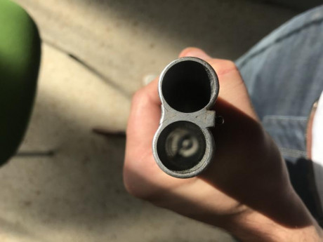 Vendo Ugartechea 75 en muy buen estado calibre 12, expulsora, 70.5 cm de cañón, 3y1 estrella y gatillo 00