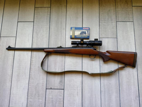 Hola a todos
Un compañero de caza tiene este rifle para vender y me pidio que se lo anunciase.
El arma 02