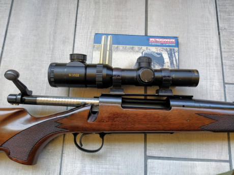 Hola a todos
Un compañero de caza tiene este rifle para vender y me pidio que se lo anunciase.
El arma 00