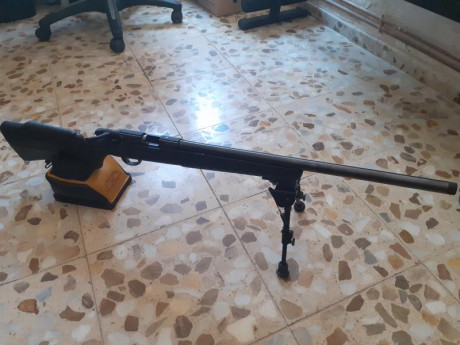 Vendo carabina Sako QUAD en perfecto estado, sin apenas uso, con su cargador y caja original. Además incluyo 12