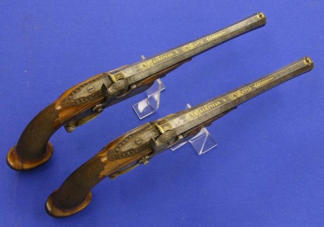 Voy a colocar unas fotos de un arma larga alemana de llave de mecha del siglo XVI. 91