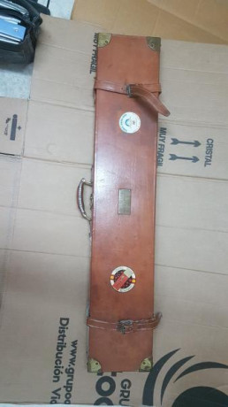 magnifico maletin de cuero para rifle asemiautomatico o monotiro, tambien podria valer para escopeta, 02