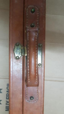 magnifico maletin de cuero para rifle asemiautomatico o monotiro, tambien podria valer para escopeta, 11