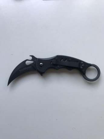 Buenas a todos,

Vendo este cuchillo de la marca Fox Knives que esta como nuevo. Lo compre para regalar, 00