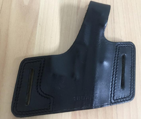 Pongo a la venta estas fundas dado que ya no las uso, Funda para pistola Glock 17 o similar de Cuero, 01