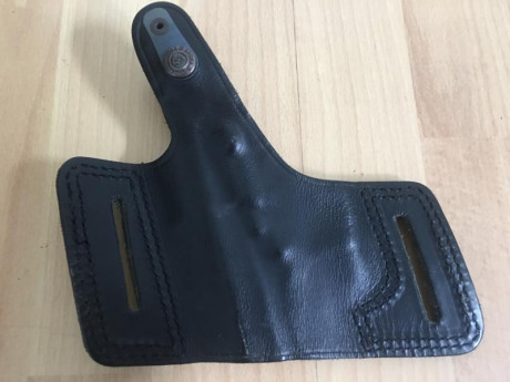 Pongo a la venta estas fundas dado que ya no las uso, Funda para pistola Glock 17 o similar de Cuero, 00