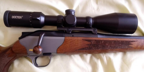 (VENDIDO) Vendo Balser R8, 300 Weatherby Magnum de madera con cargador extraible, con monturas Blaser 02