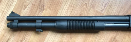 Vendo escopeta Mossberg 590A1 Mil-Spec cal. 12/76,  en muy buen estado de conservación y perfecto funcionamiento. 12