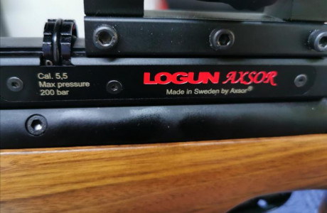 !! VENDIDO, CERRADO!!!! Fabuloso rifle PCP del cal. 5,5, Sueco acabado de madera de lujo con 2 cargadores 02