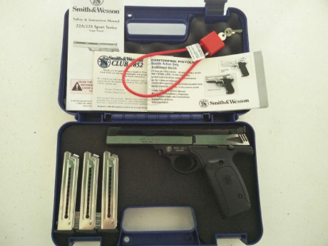 Smith & Wesson 22A-1, ideal para iniciacion en el tiro deportivo.
Cañon de 5,5” calibre 22lr, muy 00