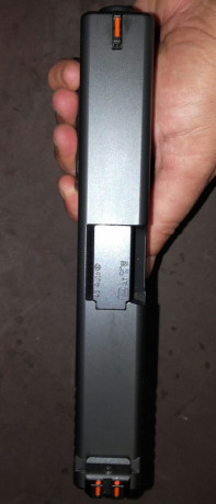 Se vende Glock 21 Gen 4 en perfecto estado estetico con cañon original mas un segundo cañon roscado Glock 00
