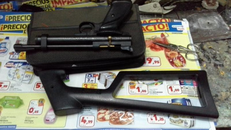 hola .  vendida . vendo pistola crosman 2240   por  85 €  y culatin  para transformarla en carabina  por 00