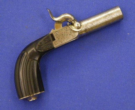 Voy a colocar unas fotos de un arma larga alemana de llave de mecha del siglo XVI. 111