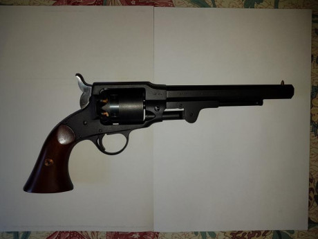 Vendo revolver Roger Spencer de Pedersoli con poquísimo uso, calibre 44. Ha disparado muy poco porque 00