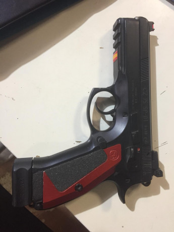 Un amigo de confianza que no utiliza el Foro vende su sp01 en buen estado estético y perfecto funcionamiento...para 02