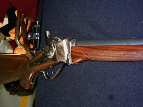 Hola amigos
Quería preguntar por este arma, y auque no es de abancarga seguro que conoseis la marca.
Es 00