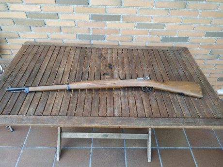 Se vende un carl gustaf impecable como nuevo con todos los numeros coincidentes.

Precio 750 euros.

Atiendo 02