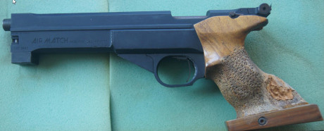 Ofrezco dos armas neumáticas, solo para “manitas”, que no uso desde hace mucho tiempo y aunque son unas 10