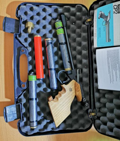 !!! VENDIDA!!! Fantástica pistola de competición de CO2 con 4 bombonas de co2, con maletin instrucciones 00