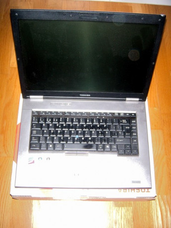 Portátil Toshiba Tecra TECRA A10-14Y con Windows Vista® Business (pre-instalado, Toshiba-HDD recovery) 00
