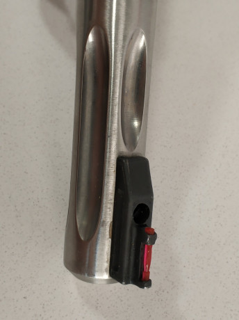 Vendo pistola Ruger MKIII Hunter, cañon de 4", acanalado, acero inoxidable, con taladros para montar 12