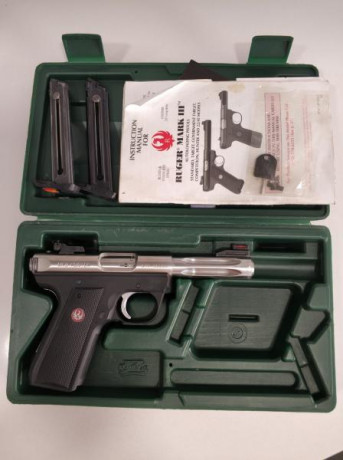 Vendo pistola Ruger MKIII Hunter, cañon de 4", acanalado, acero inoxidable, con taladros para montar 10