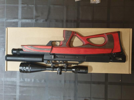 Vendo esta maravilla de Edgun, con espectacular culata laminada en rojo. La carabina se entrega en su 01