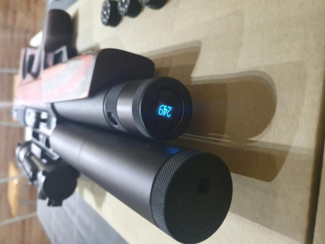 Vendo esta maravilla de Edgun, con espectacular culata laminada en rojo. La carabina se entrega en su 10