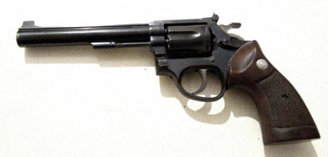 Se vende revolver de la marca Taurus de 6".
Para ver y probar en Vitoria. 00