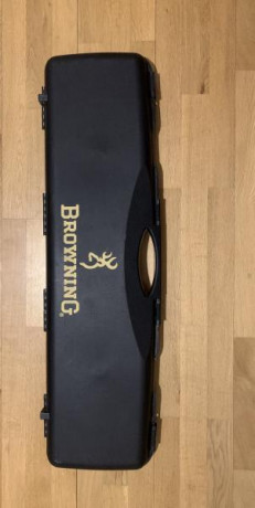 Hola a todos,

Vendo mi  Superpuesta Browning B525 Trap, de 81 de cañon Calibre 12, cañones ventilados, 12