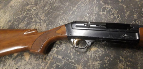 Vendo Benelli 121 de 71cm de cañón y tres estrellas funcionando perfectamente y con roces típicos de uso.
La 31