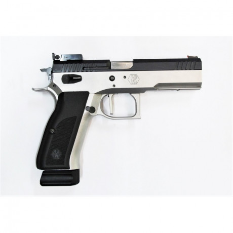 Hola compañeros
hace poco adquiri a un colega del foro una pistola de la marca suiza Sphinx AT2000 teniendo 151