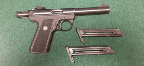 VENDIDA pistola calibre 22, Ruger Mark III Target 22/45.
Incluyo piezas extra por valor de más de 240€.
El 12