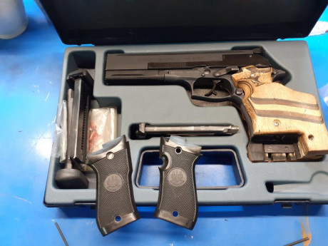 se vende bereta 87 target 6'' del 22 lr
gatillo preparado a 1kg por armeria candela
con dos cachas
una 01