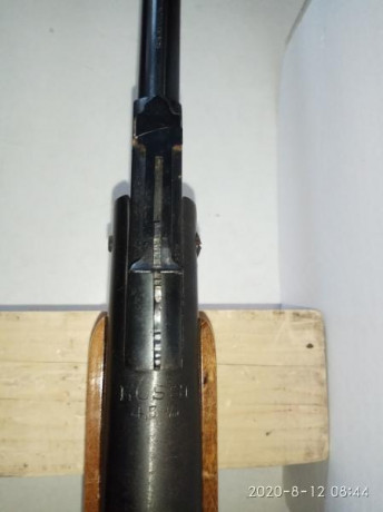 Hola, hace un par de días que llegó a mis manos esta carabina, tiene el alza rota, carga y dispara pero 01