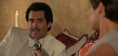 Compañeros,

En vista de las ganas de algunos (Elcafe, Wilcow, Vrakk, etc) por adivinar armas de películas 110